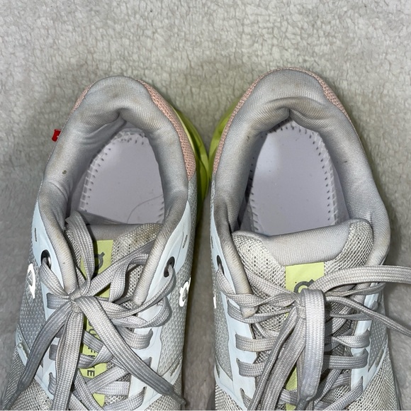 On Cloud Cloudflyer 4 Training, White and Lime Sneakers, Size 7.5 - Picture 6 of 9